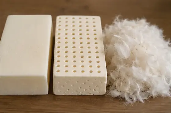 Memory foam, lattice o piuma: differenze senza tifo